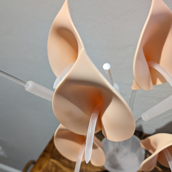 Vintage Lucite and Acrylic Calla Lilly & Cattail Floral Sculpture, Vintage Perma - Picture 5 of 10